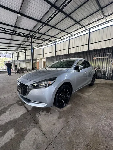 Mazda 2 Grand Touring LX 