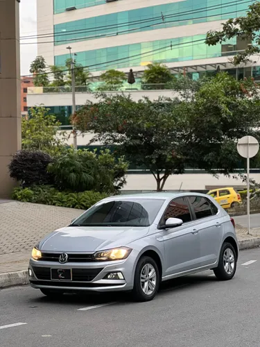 Volkswagen Polo Comfortline 1.6cc
