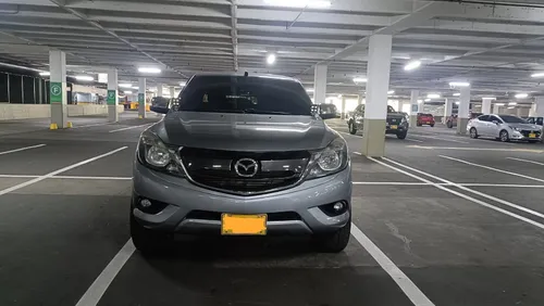 Mazda BT50 All New Professional 3.2 AT F.E