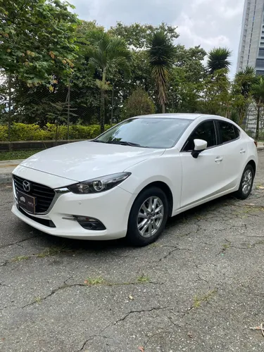 Mazda 3 Touring Sedan