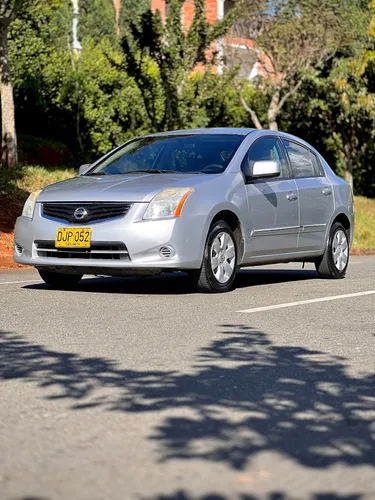 Nissan Sentra 2013