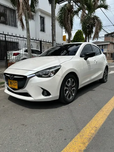 Mazda 2 Grand Touring 2016