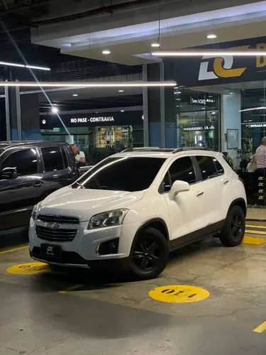 CHEVROLET TRACKER LT