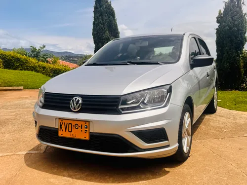 Volkswagen GOL COMFORTLINE Automático 2022. 