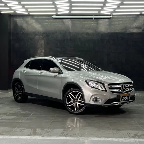 Mercedes Benz Gla200 2018 1.6