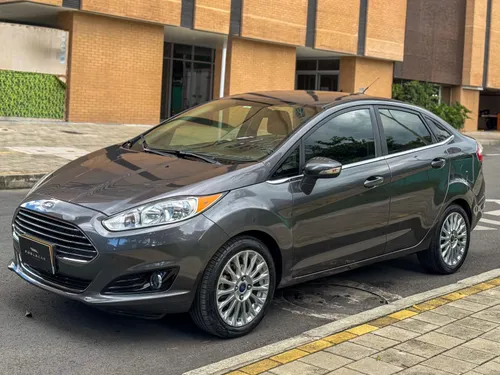 FORD FIESTA TITANIUM 2016 AUT 