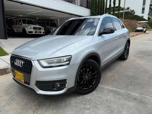 AUDI Q3 TFSI QUATTRO AMBITION