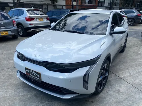 Kia K3 2025  ZENITH AT 1600CC 4P 6AB