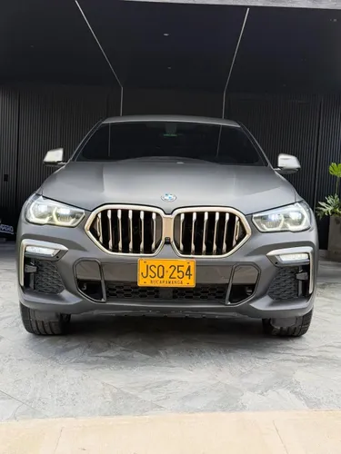 BMW X6 M50i PERFORMANCE 2021 