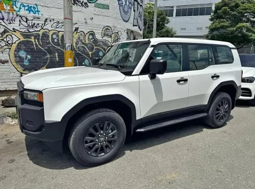 Toyota Prado TX 2025