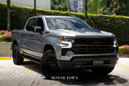 CHEVROLET SILVERADO 2023