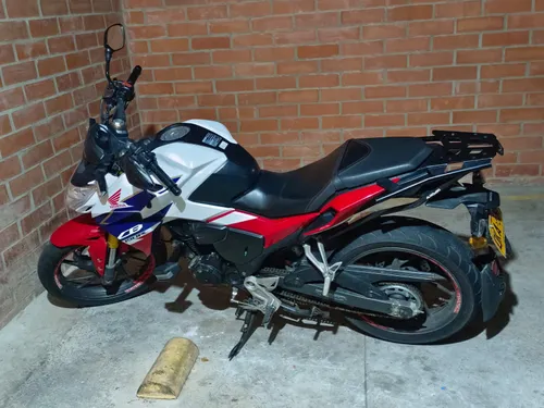 Honda CB190R Edition Racing modelo 2021