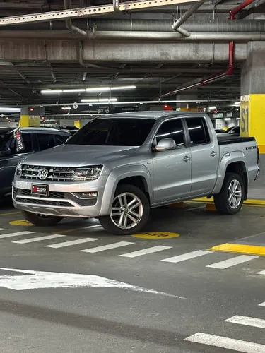 VOLKSWAGEN AMAROK HIGHLINE 2018 AT 2.000L 4X4 DS PLATA 22.100KMS