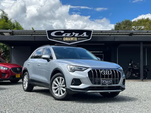 AUDI Q3 35 TFSI AMBITION  AT