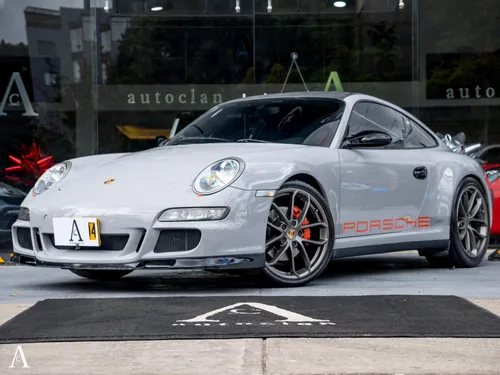 Porsche 911 Carrera 4S
