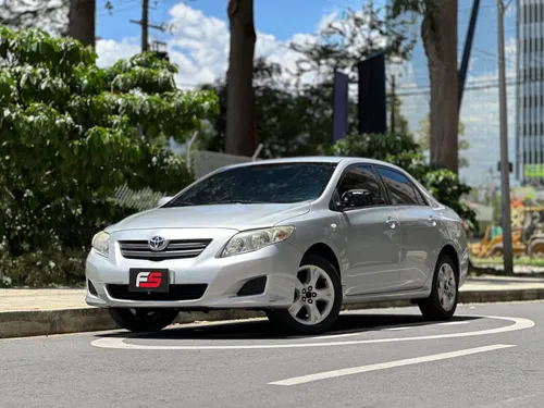 TOYOTA COROLLA XEI 2011