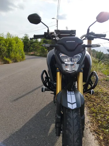 Honda CB190R GRIS INYECCIÓN ELECTRÓNICA ABS