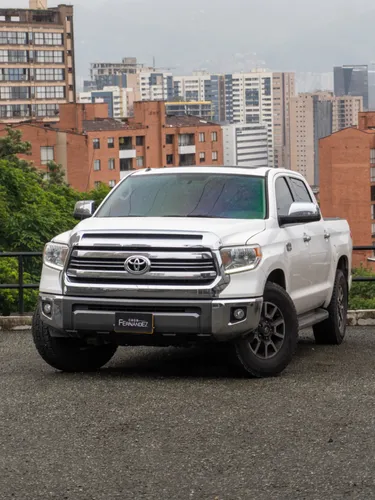 Toyota Tundra Edición 1794 2017