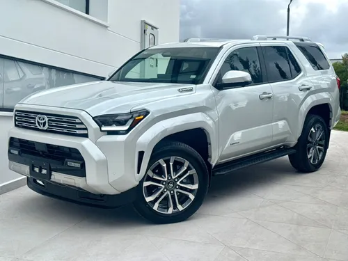 Toyota 4Runner Limited 2025 cero km 