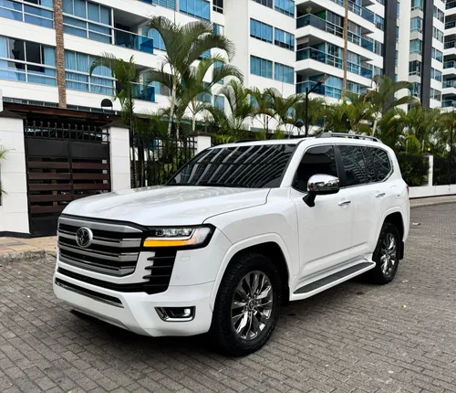 Toyota LC 300 Zx 2024 diesel blindada 