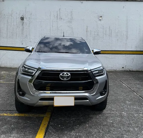 TOYOTA HILUX 4.0 MODELO 2022