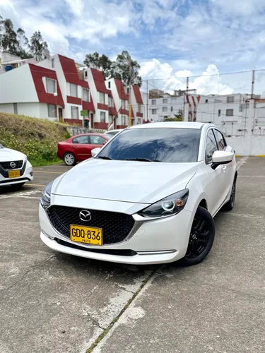 Mazda 2 Grand Touring LX Sedan 2022