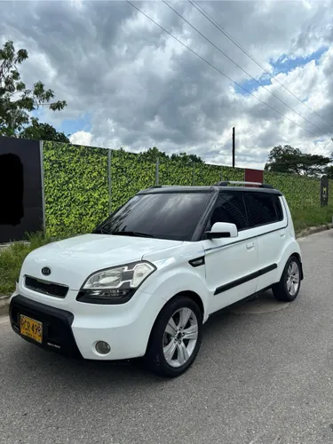 Kia Soul LX 2011