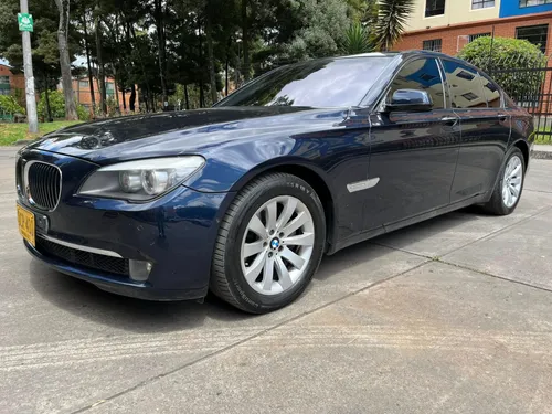  BMW 740I 2009 PERFECTO 