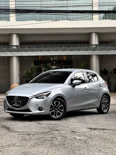 Mazda 2 grand touring 