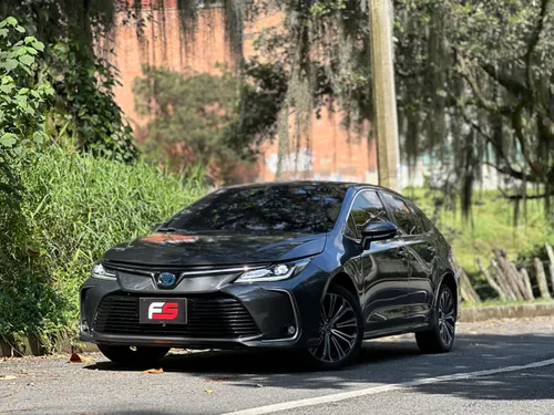 TOYOTA COROLLA SEG HÍBRIDO 2022