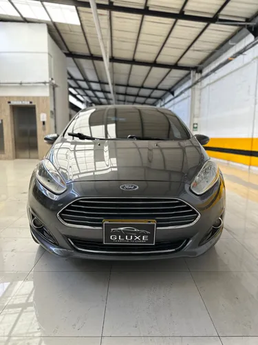 Ford fiesta Titanium 2016