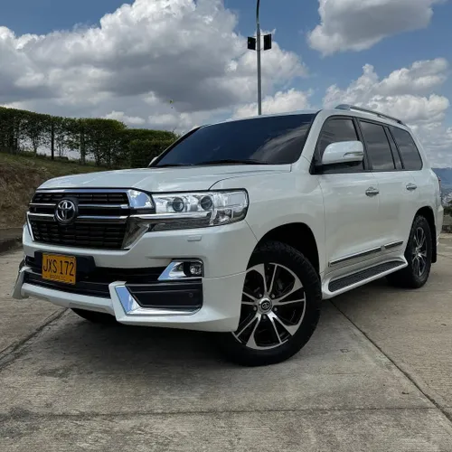 TOYOTA LAND CRUISER SAHARA LC200 VXR EDITION  2021