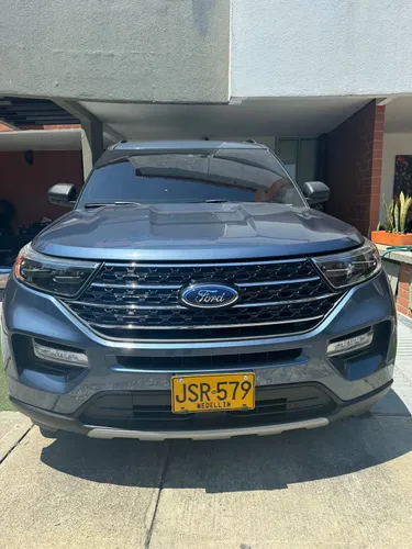Ford Explorer xlt 2020
