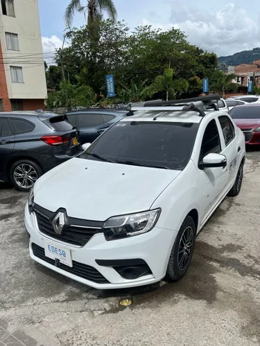 RENAULT LOGAN LIFE PÚBLICO