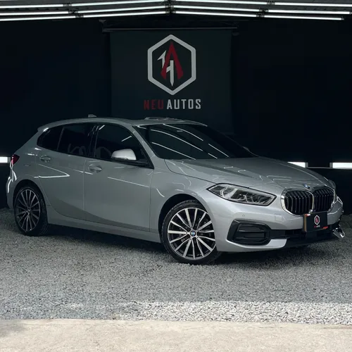 BMW 118i F40 SPORT LINE 2020 