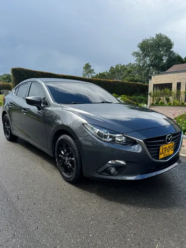 Mazda 3 Touring 2017