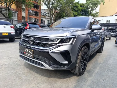 VOLKSWAGEN TAOS 2023 HIGHLINE  1.4L TURBO poco km