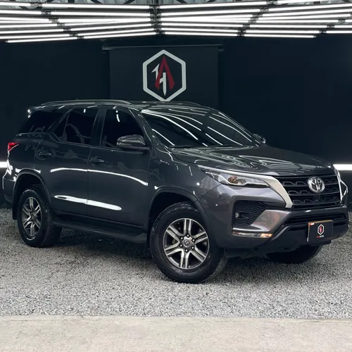 TOYOTA FORTUNER SR DIESEL 2022 