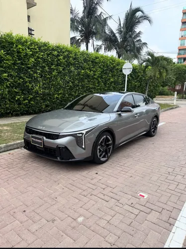 Kia K4 GT Linea 2025