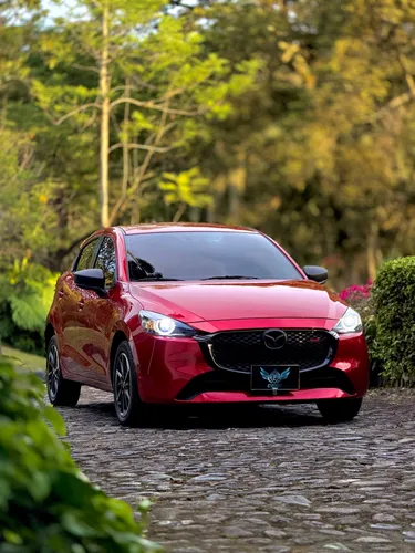 Mazda 2 GRAND TOURING LX