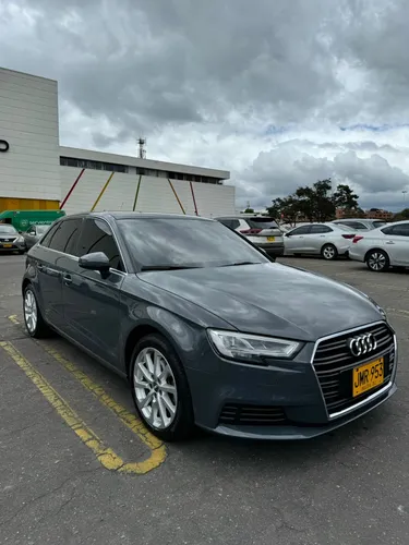Audi A3 2020 27 Mil Kilómetros. 
