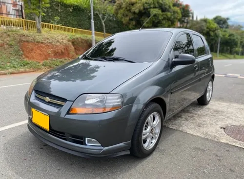 Chevrolet aveo five 2009