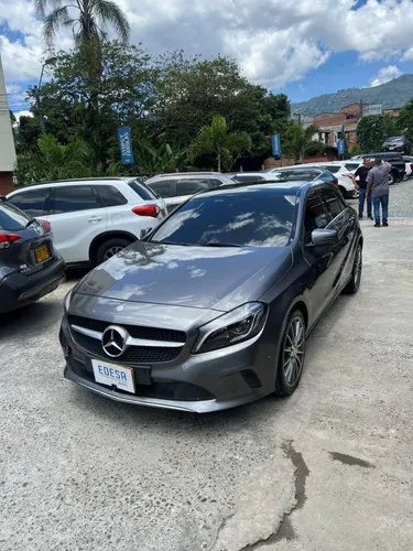MERCEDES BENZ A200
