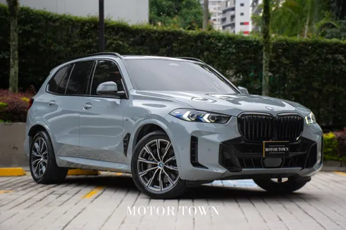 BMW X5 xDrive50e Paquete M 2025