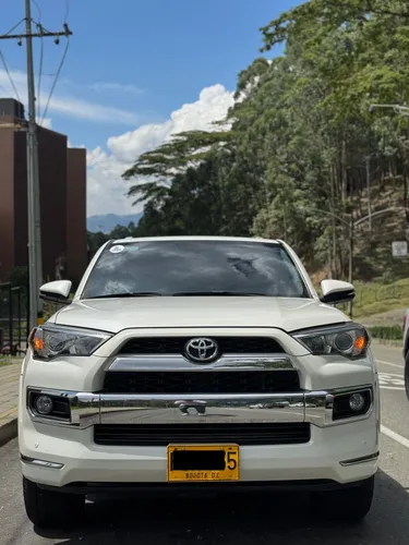 TOYOTA 4runner 2019