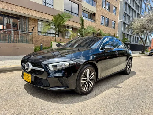 Mercedes Benz A200 Sedan AMG Line 2021  Venta directa Bogota 17.000 