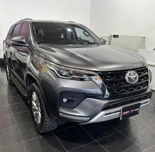 Toyota Fortuner 2021