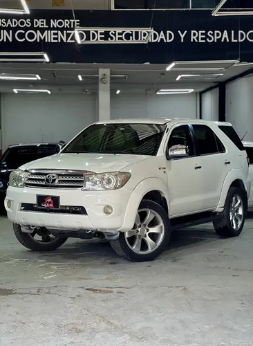 Toyota Fortuner Sr5