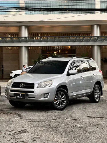 TOYOTA RAV4 LIFE 4x2