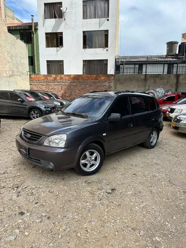 Kia carens 7 pasajeros 